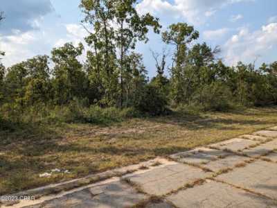 Residential Land For Rent in Chipley, Florida