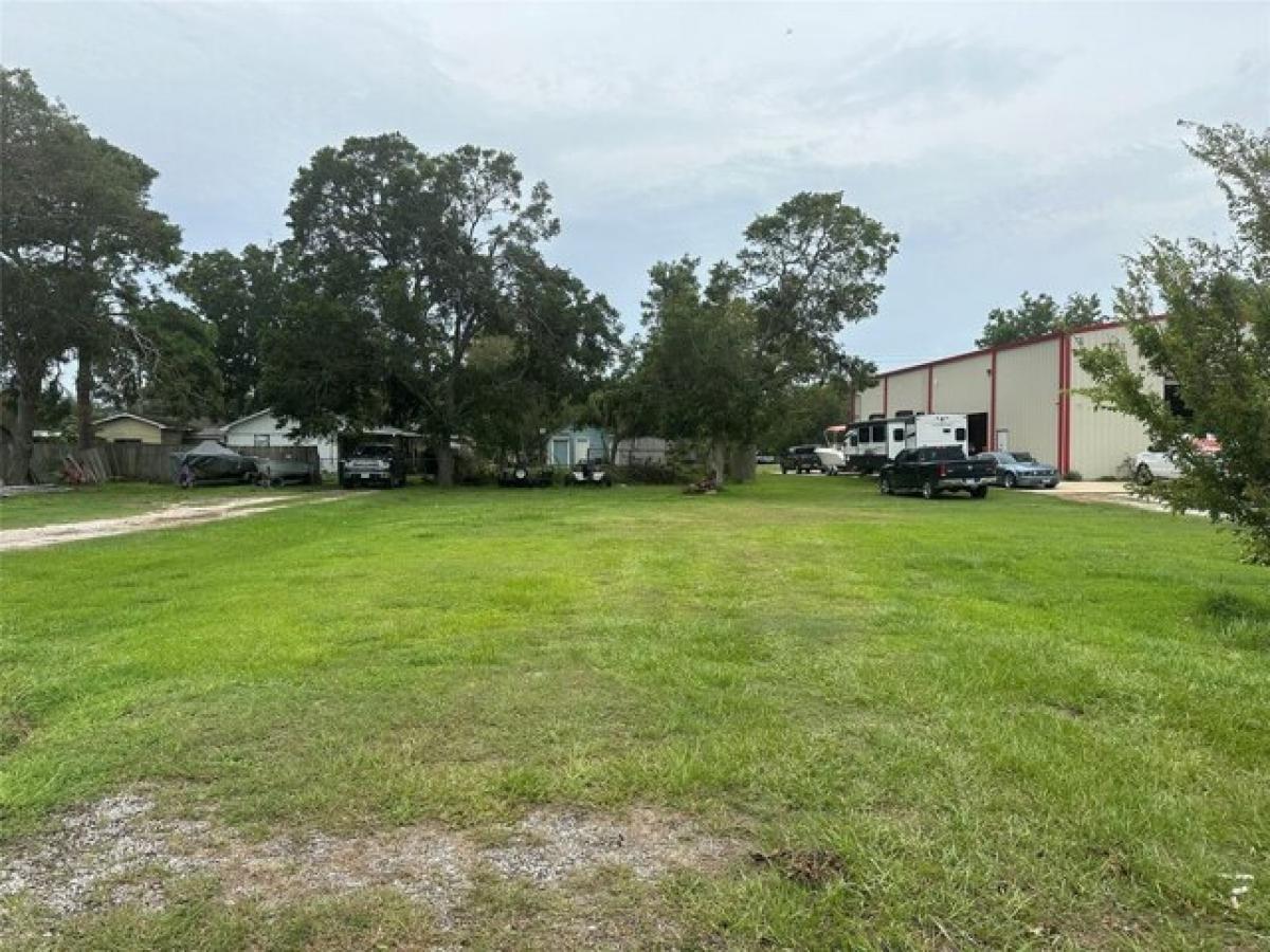 Picture of Residential Land For Sale in La Marque, Texas, United States