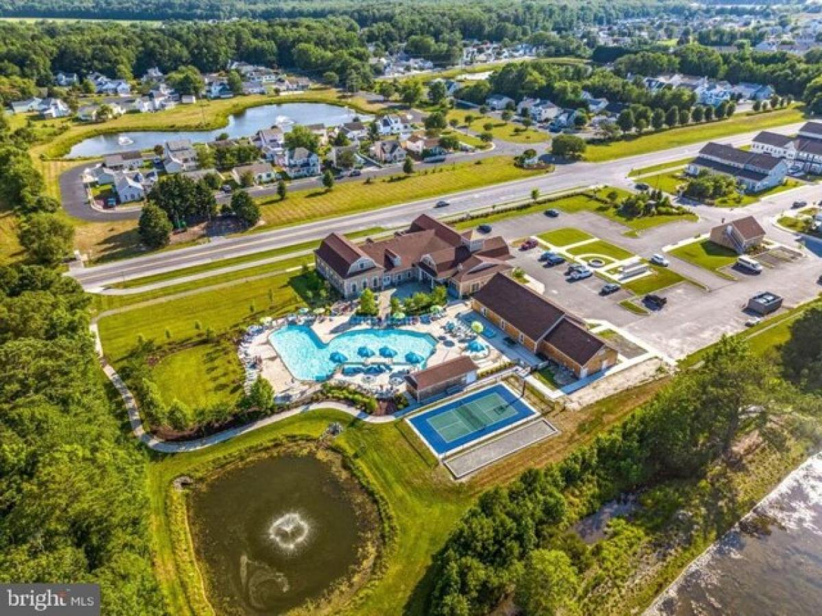 Picture of Home For Sale in Ocean View, Delaware, United States