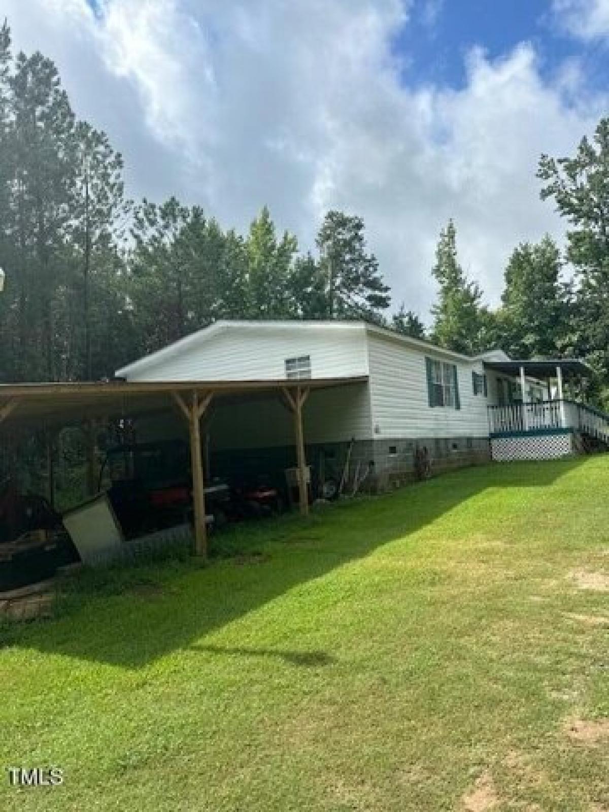 Picture of Home For Sale in Bailey, North Carolina, United States