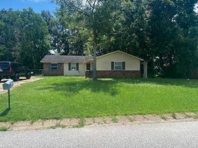 Home For Sale in Saraland, Alabama