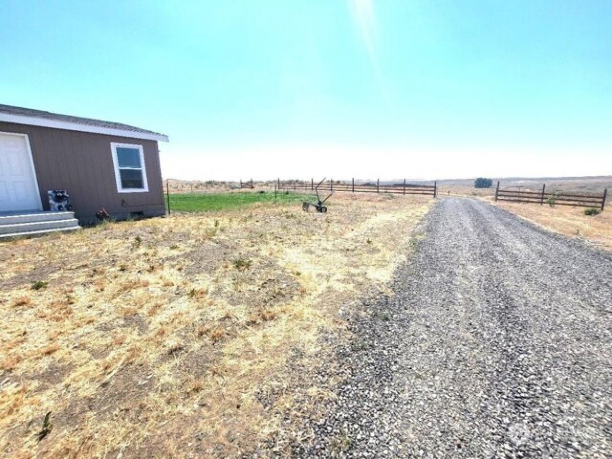 Picture of Home For Sale in Marlin, Washington, United States