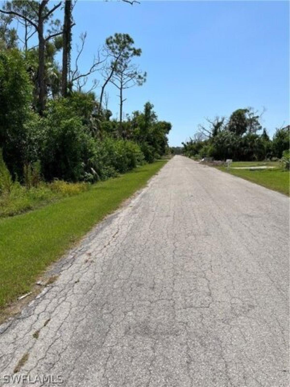 Picture of Residential Land For Sale in Bokeelia, Florida, United States