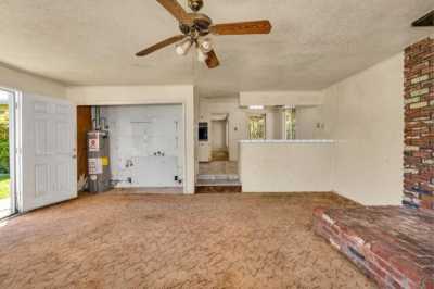 Home For Sale in Dos Palos, California