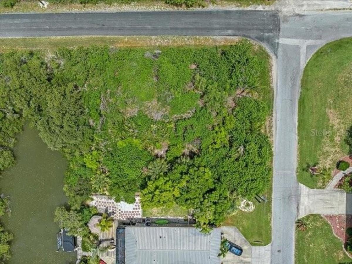 Picture of Residential Land For Sale in Terra Ceia, Florida, United States