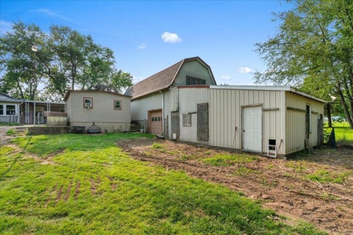 Picture of Home For Sale in East Leroy, Michigan, United States