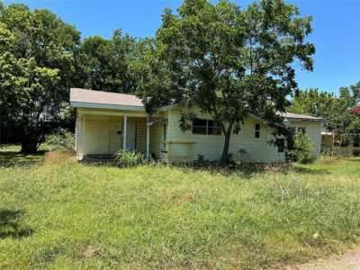 Home For Sale in Bells, Texas