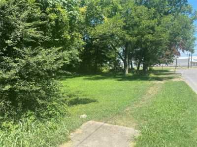 Residential Land For Sale in Clarksville, Texas