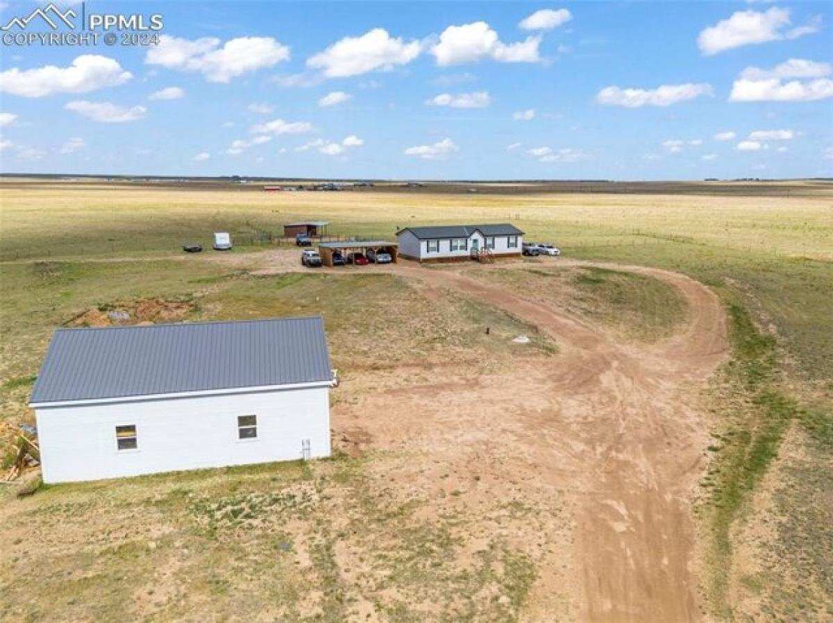 Picture of Home For Sale in Calhan, Colorado, United States