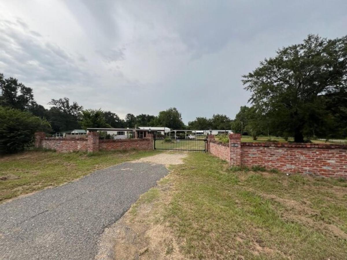 Picture of Home For Sale in Keithville, Louisiana, United States