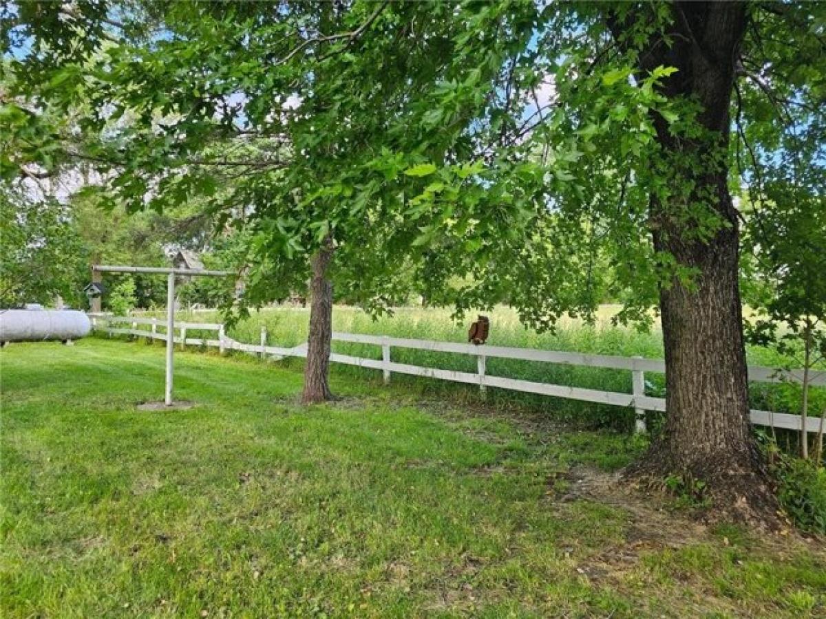 Picture of Home For Sale in Avoca, Minnesota, United States