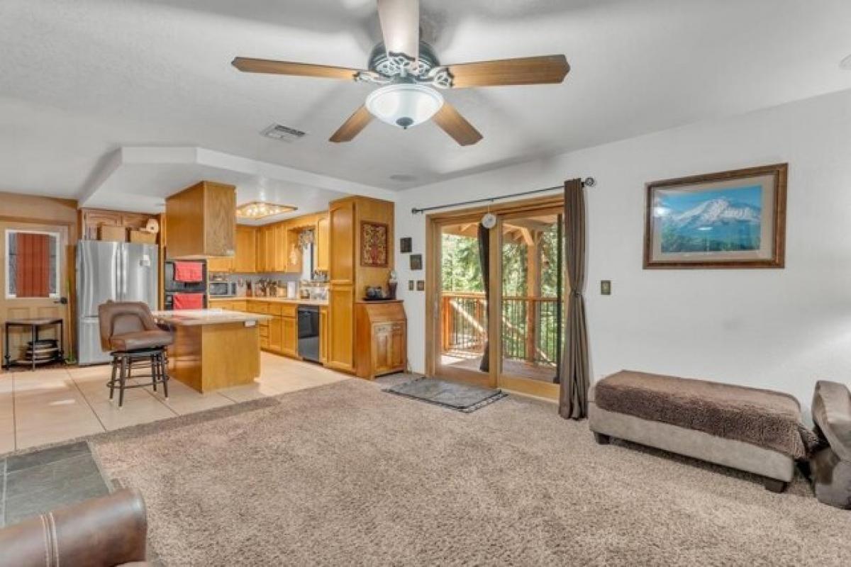 Picture of Home For Sale in Pollock Pines, California, United States