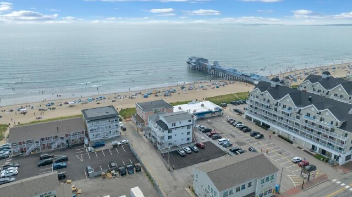 Picture of Home For Sale in Old Orchard Beach, Maine, United States