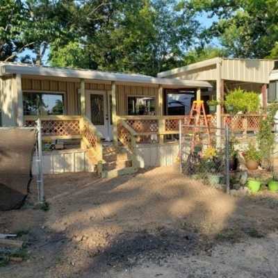 Home For Sale in Yantis, Texas