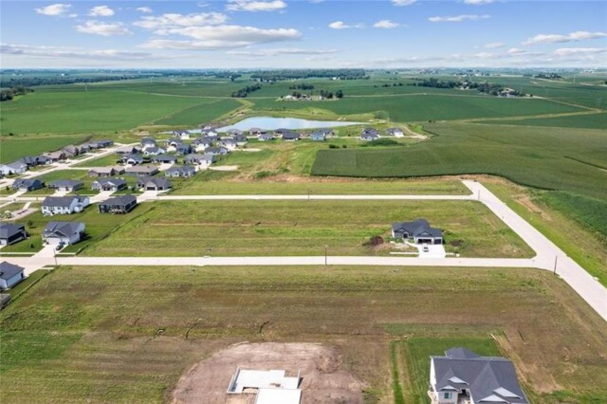 Picture of Residential Land For Sale in Fairfax, Iowa, United States