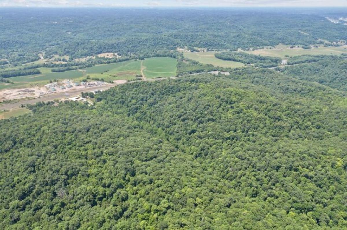 Picture of Home For Sale in Athens, Ohio, United States