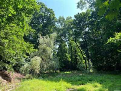 Residential Land For Sale in Locust Valley, New York