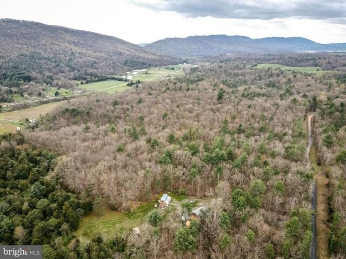 Picture of Residential Land For Sale in Broadway, Virginia, United States