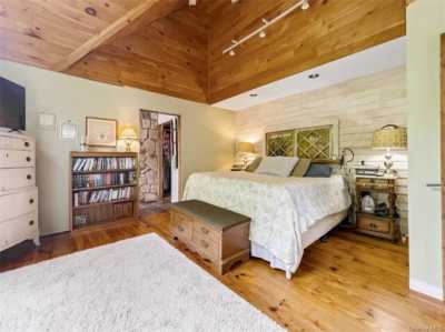 Home For Sale in Glen Spey, New York