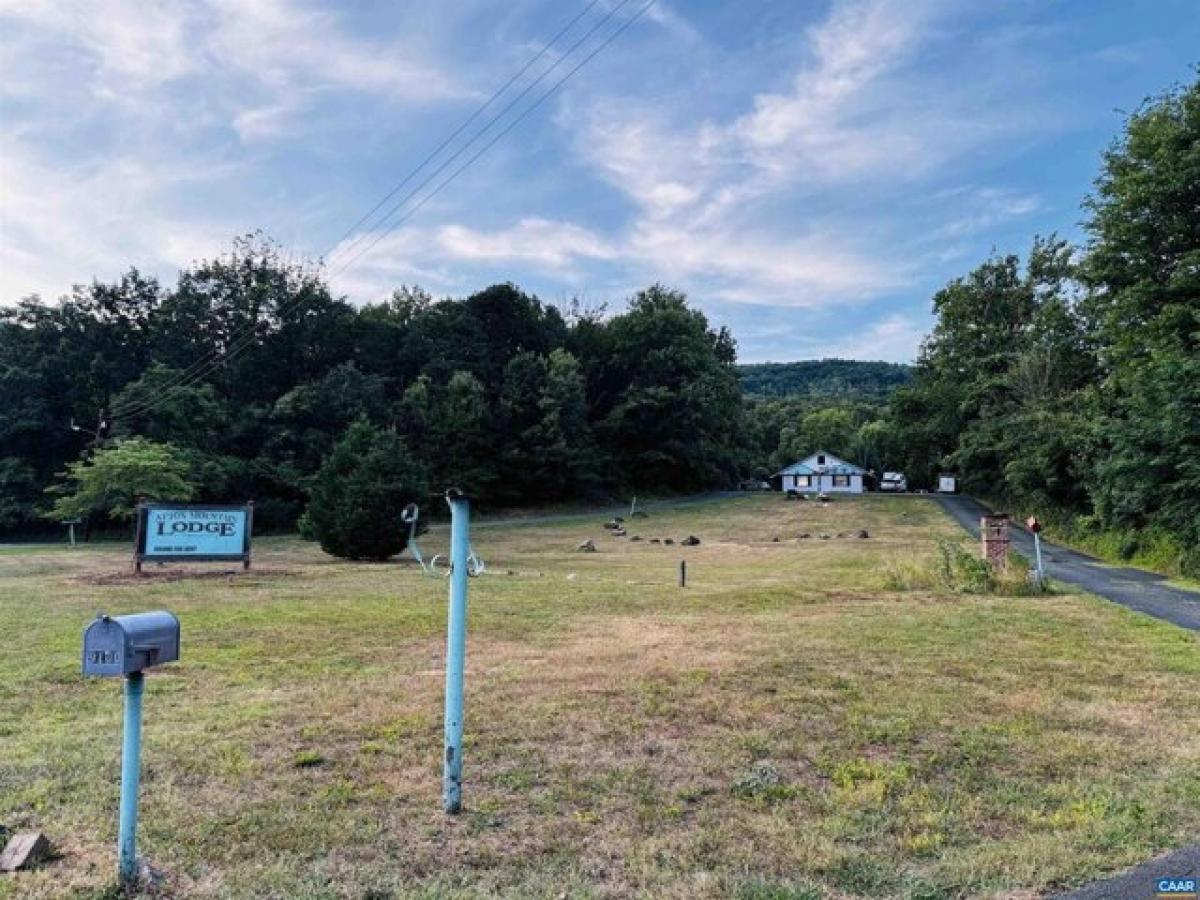 Picture of Residential Land For Sale in Afton, Virginia, United States