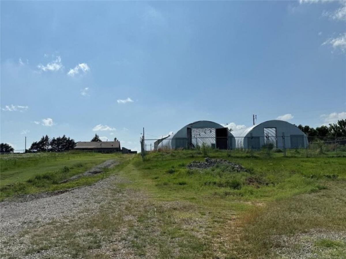 Picture of Home For Sale in Cushing, Oklahoma, United States