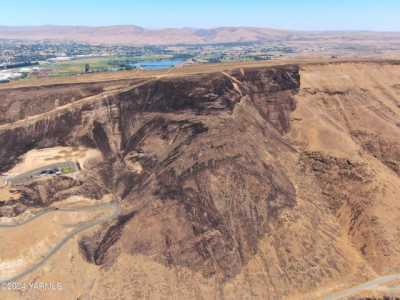 Residential Land For Sale in Yakima, Washington