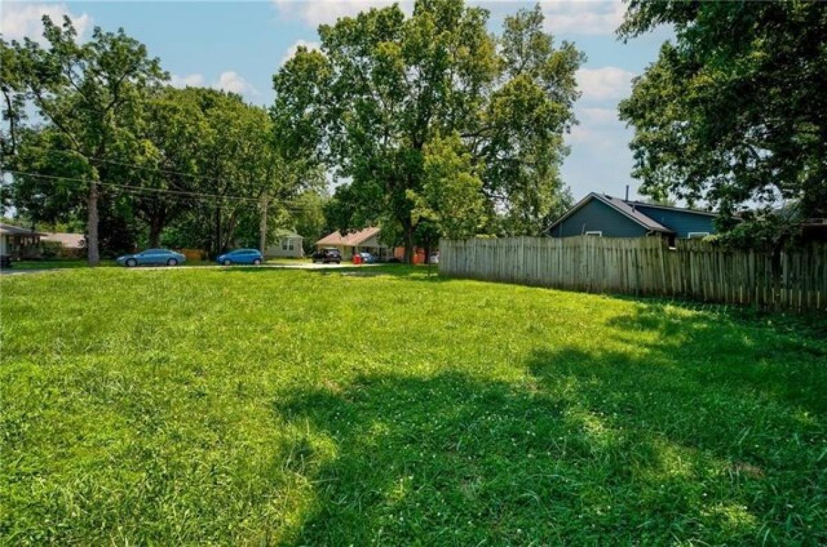 Picture of Residential Land For Sale in Independence, Missouri, United States