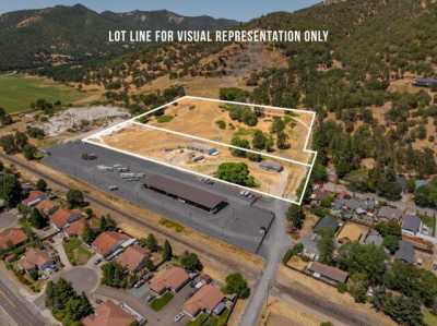 Residential Land For Sale in Gold Hill, Oregon