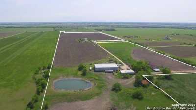 Residential Land For Sale in Taylor, Texas