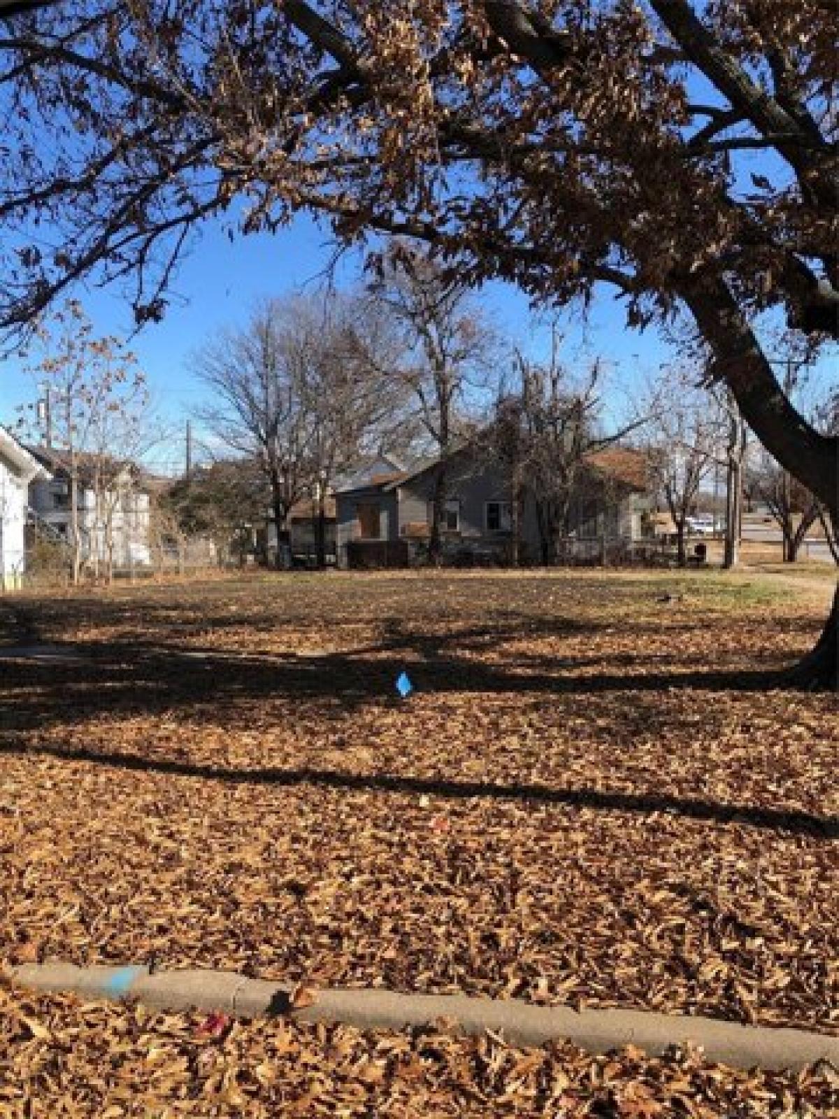 Picture of Residential Land For Sale in Bartlesville, Oklahoma, United States