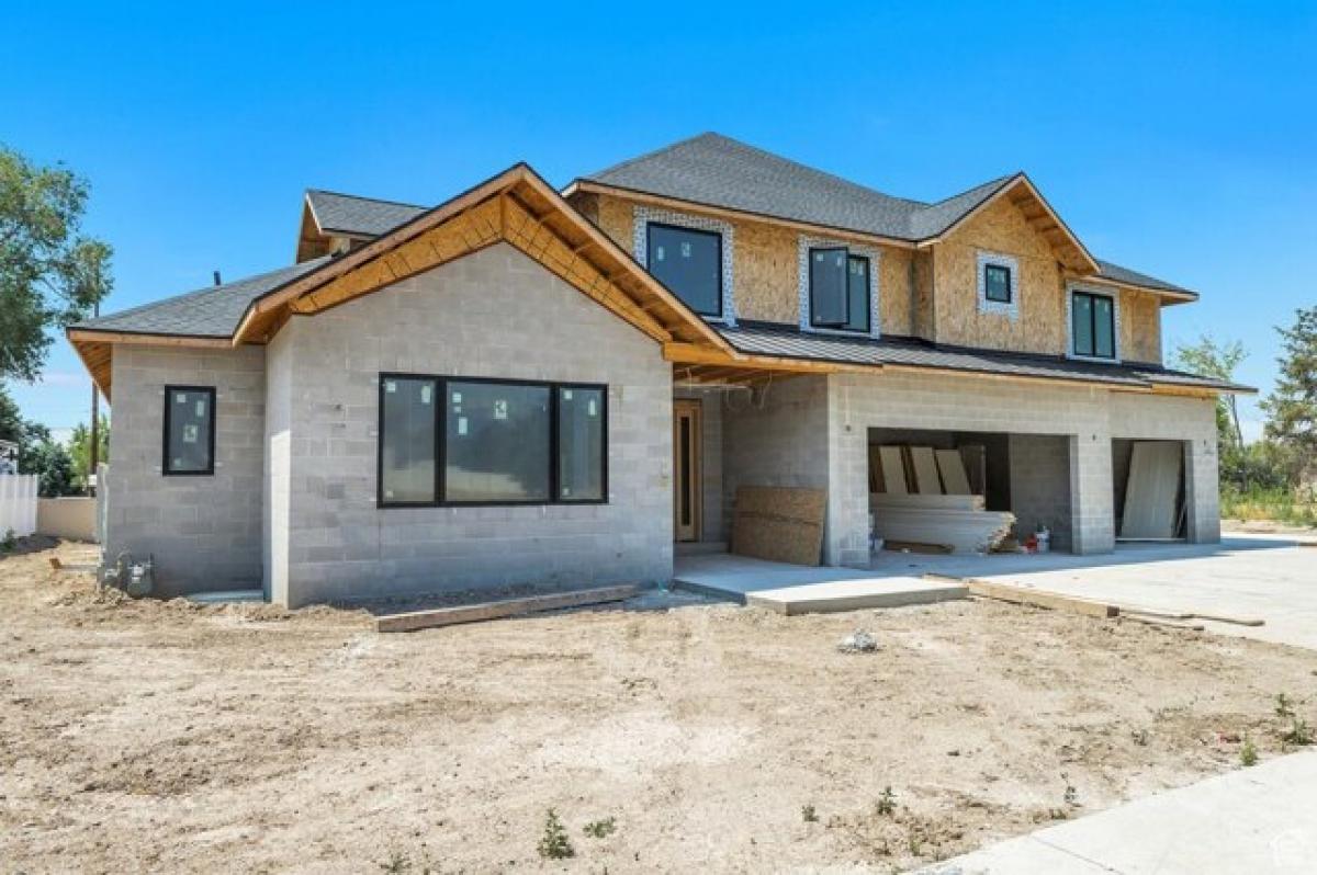 Picture of Home For Sale in Pleasant Grove, Utah, United States