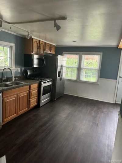 Home For Sale in Berkley, Michigan