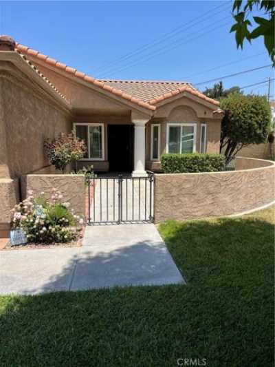 Home For Sale in Colton, California