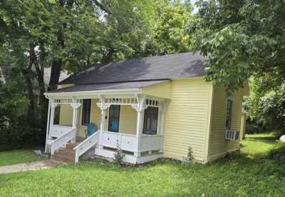 Home For Sale in Thayer, Missouri