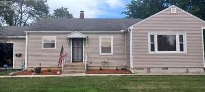 Home For Sale in Oak Harbor, Ohio