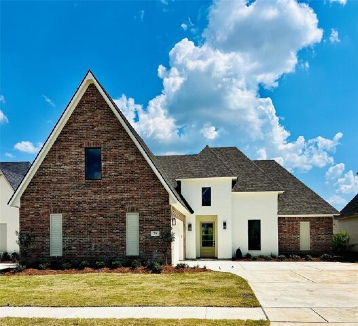 Picture of Home For Sale in Benton, Louisiana, United States