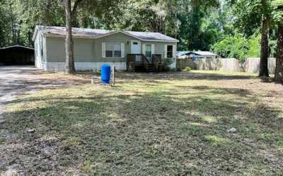 Home For Sale in Fort White, Florida