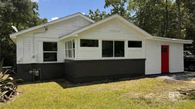 Home For Sale in Bay Minette, Alabama