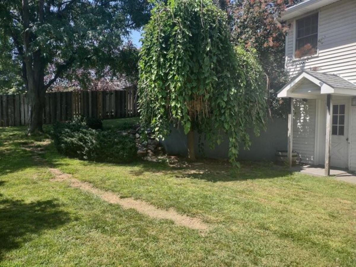 Picture of Home For Sale in Dodge City, Kansas, United States