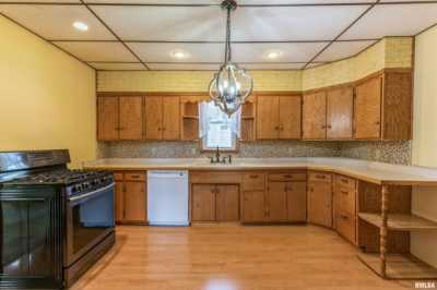 Home For Sale in Clinton, Iowa