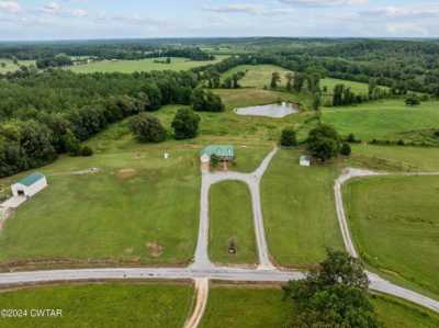 Home For Sale in Scotts Hill, Tennessee