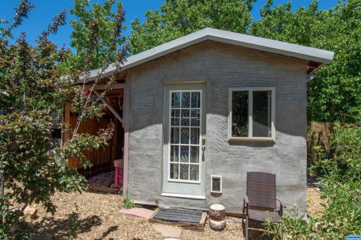 Picture of Home For Sale in Pinos Altos, New Mexico, United States