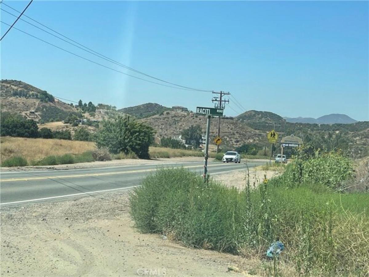 Picture of Residential Land For Sale in Wildomar, California, United States