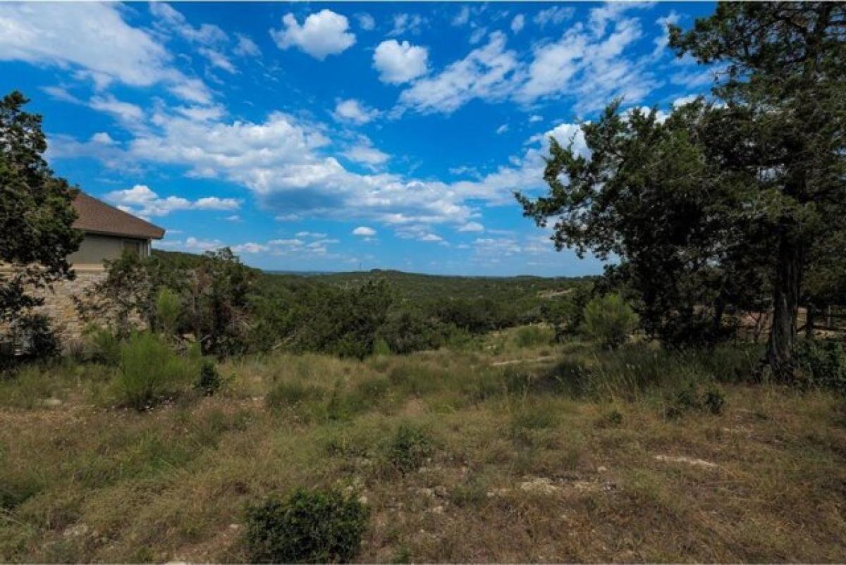 Picture of Residential Land For Sale in Spicewood, Texas, United States