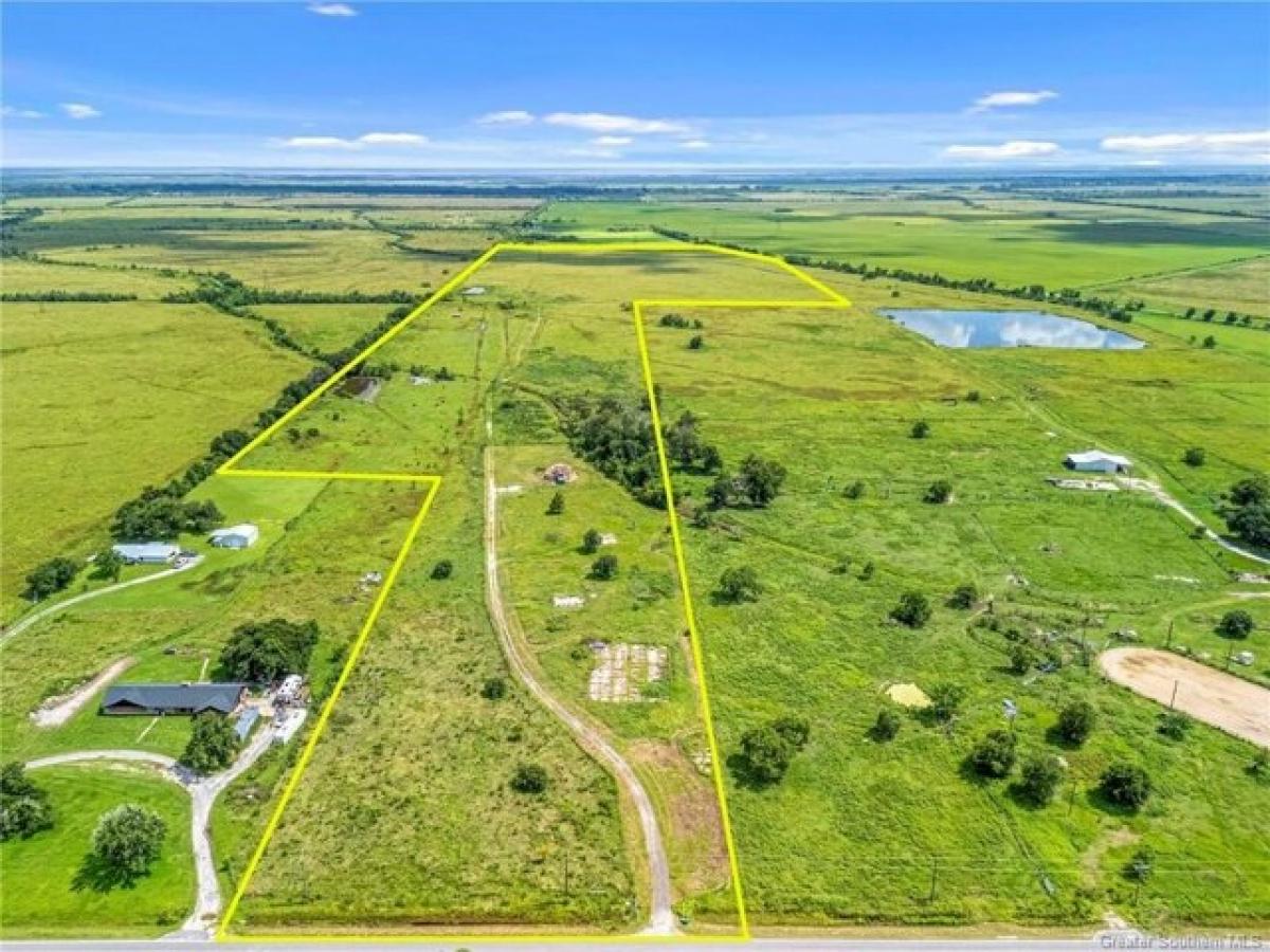 Picture of Residential Land For Sale in Sulphur, Louisiana, United States