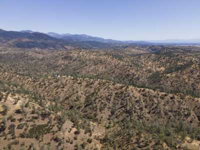 Residential Land For Sale in Igo, California