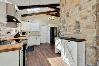 Home For Sale in Damascus, Oregon