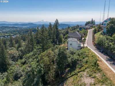 Residential Land For Sale in Happy Valley, Oregon