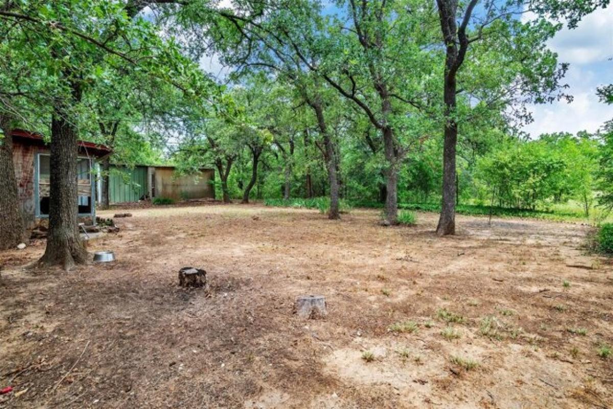 Picture of Home For Sale in Bridgeport, Texas, United States