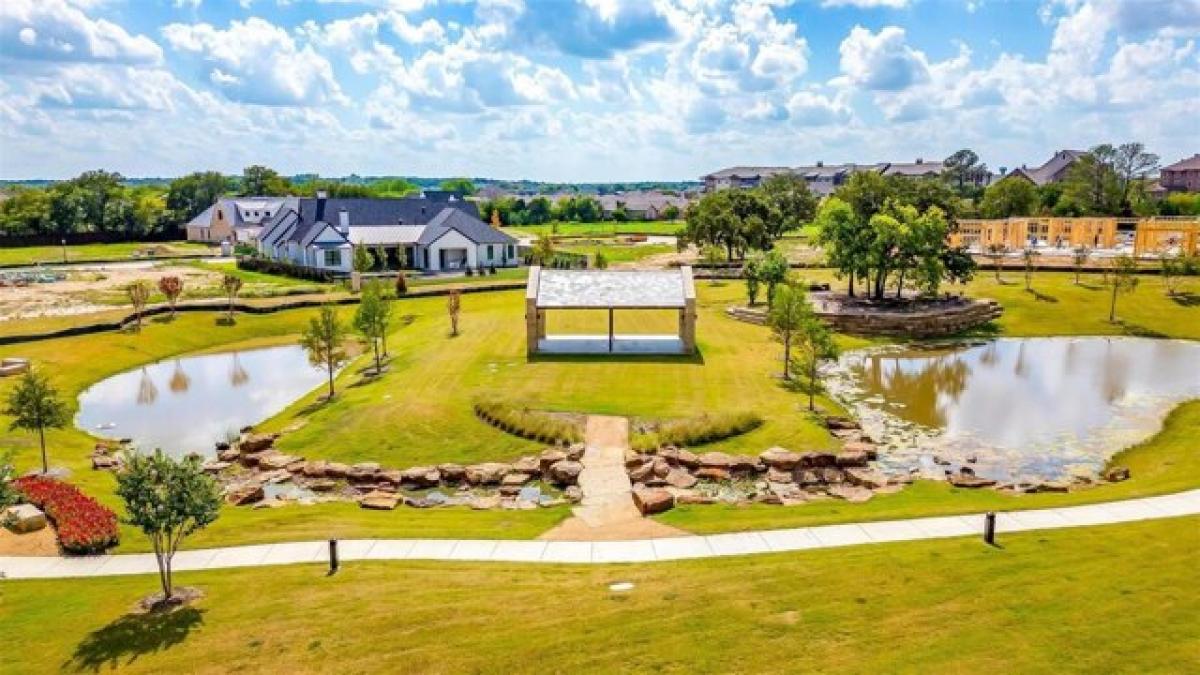 Picture of Residential Land For Sale in Southlake, Texas, United States